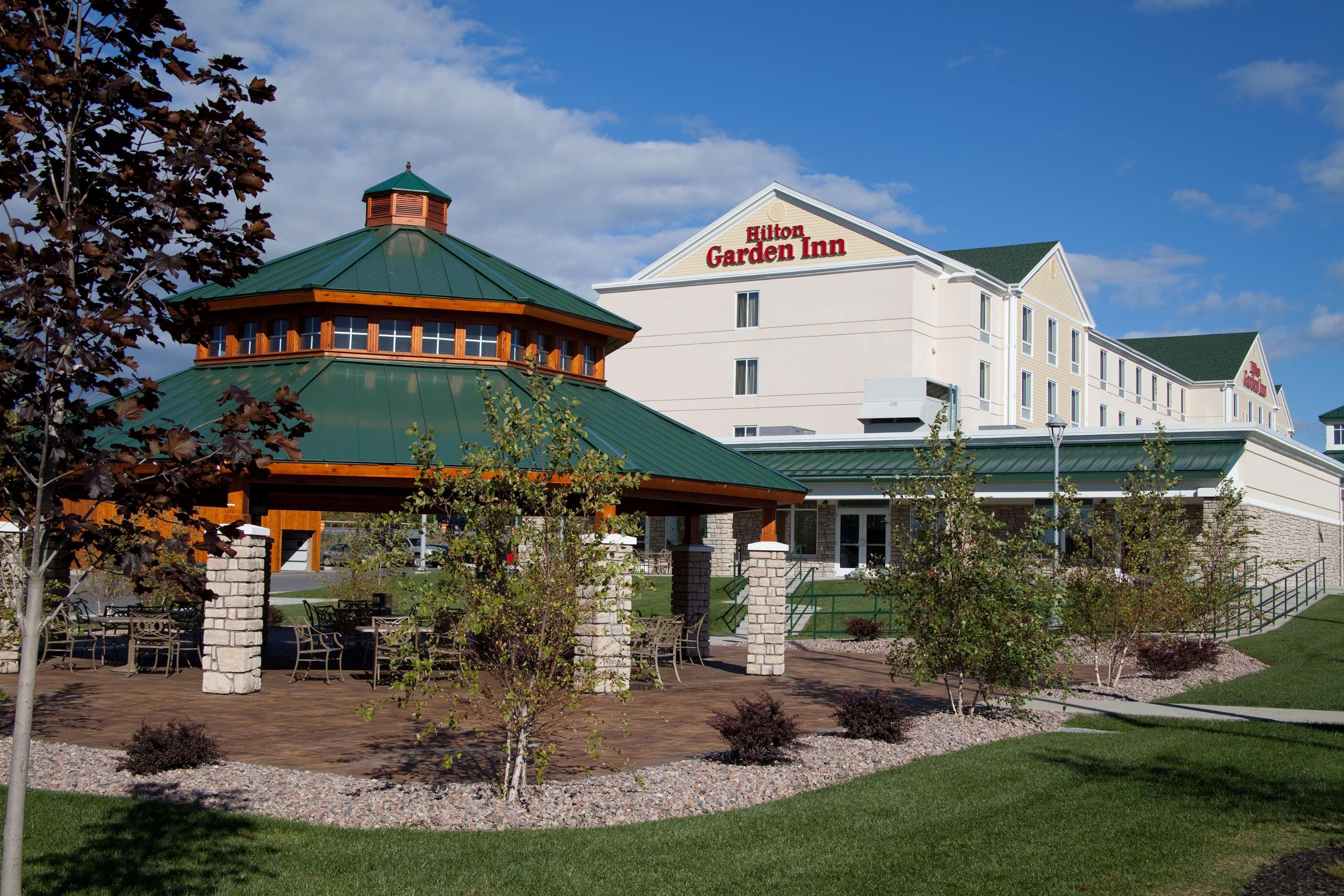 Hilton Garden Inn Γουοτερτάουν Εξωτερικό φωτογραφία