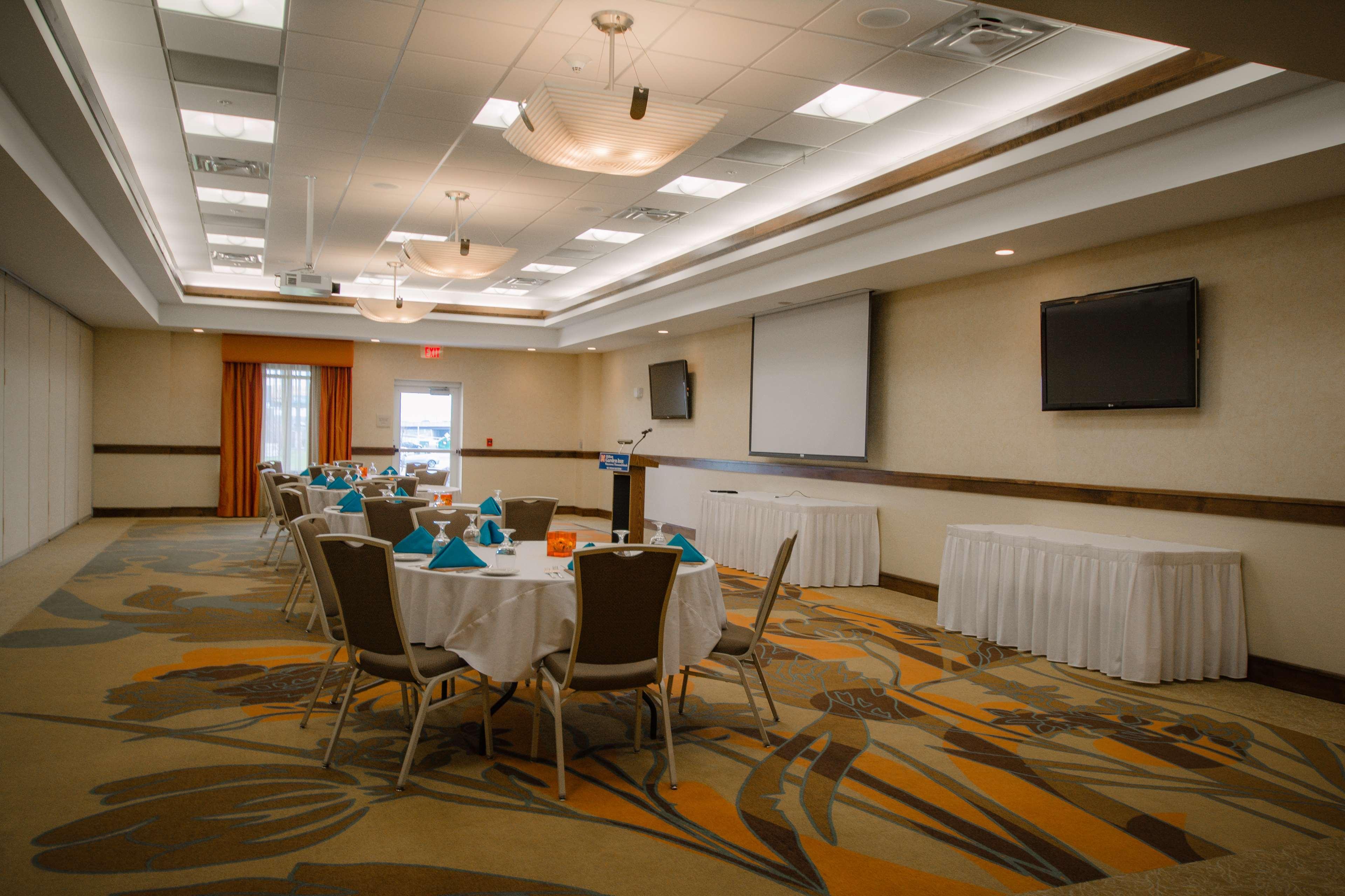 Hilton Garden Inn Γουοτερτάουν Εξωτερικό φωτογραφία