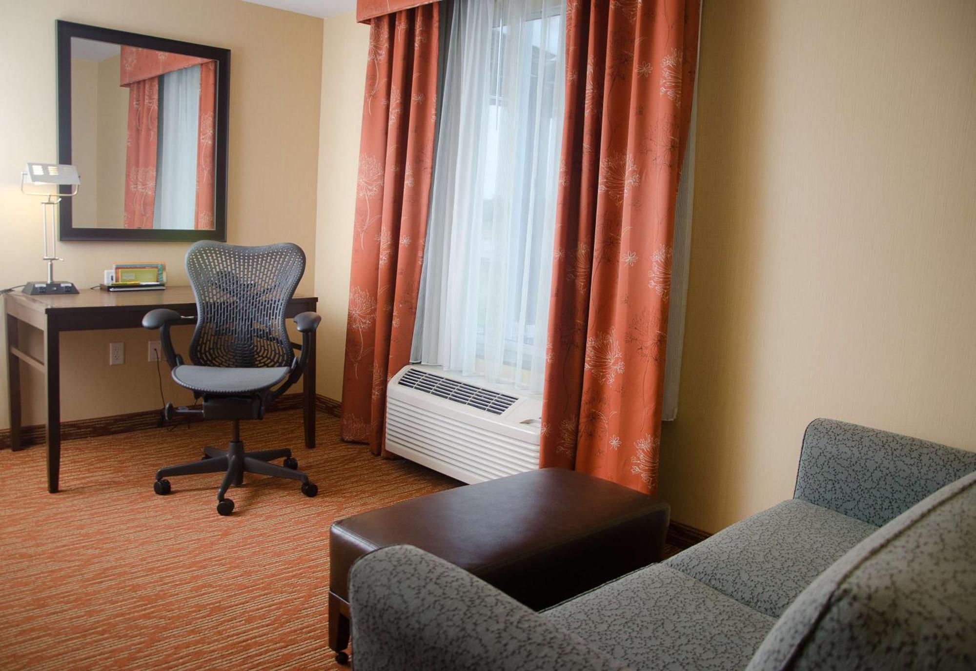 Hilton Garden Inn Γουοτερτάουν Εξωτερικό φωτογραφία
